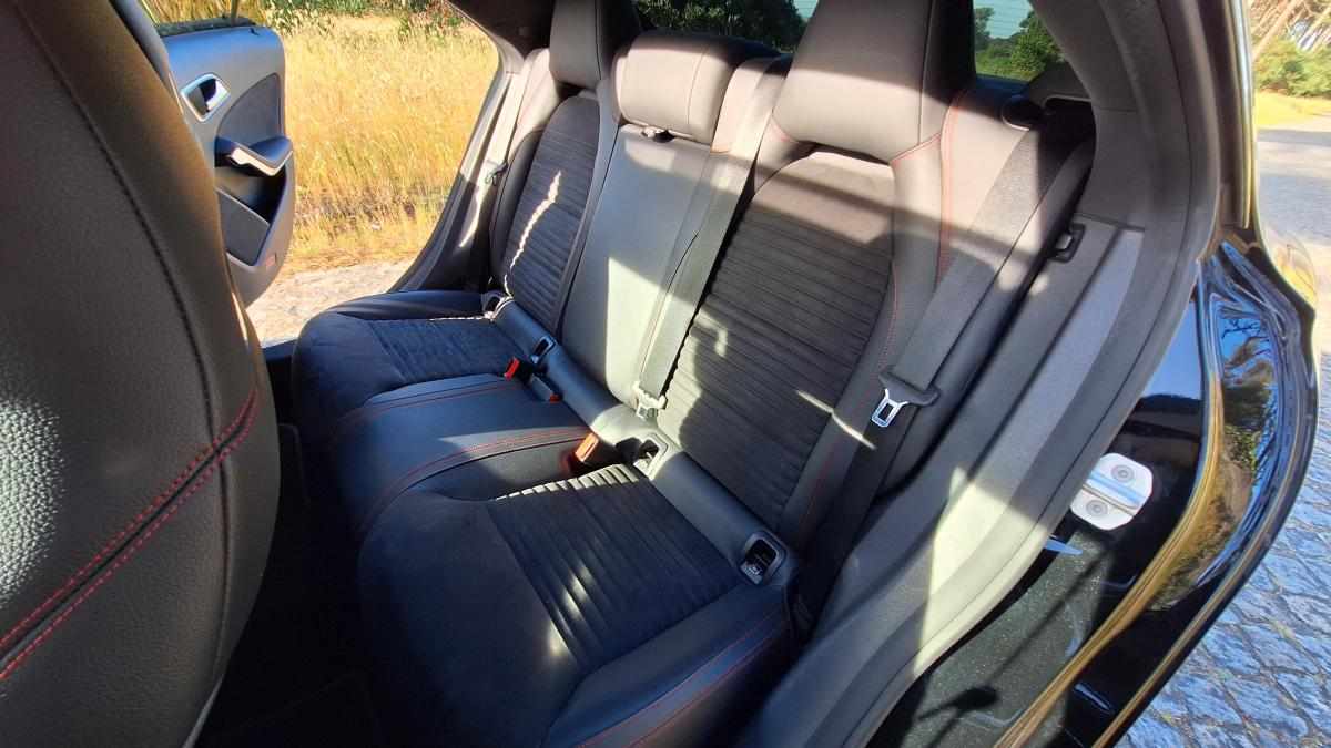 mercedes-benz-cla-180-d-blueefficiency-2016-diesel-1461cc