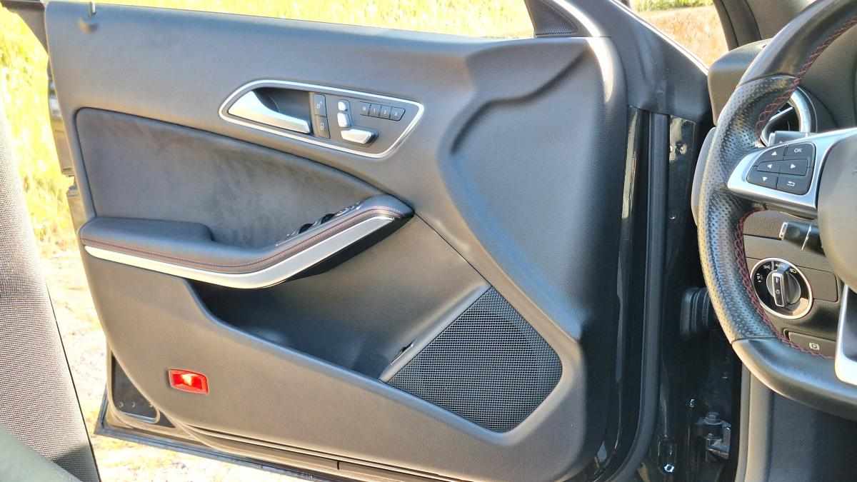 mercedes-benz-cla-180-d-blueefficiency-2016-diesel-1461cc