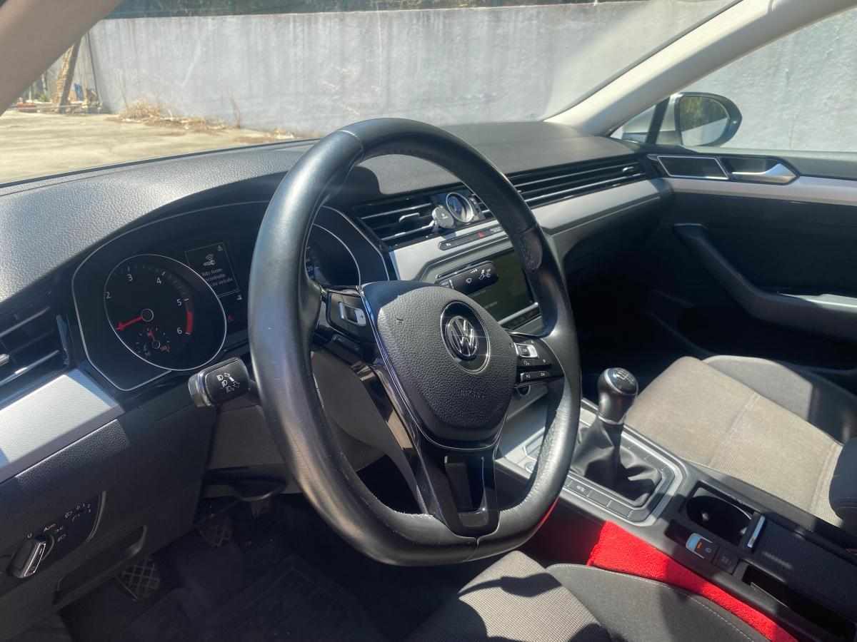volkswagen-passat-1-6-tdi-bluemotion-2017-diesel-1598cc