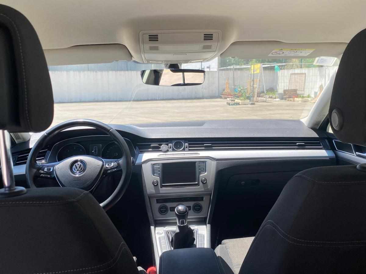 volkswagen-passat-1-6-tdi-bluemotion-2017-diesel-1598cc