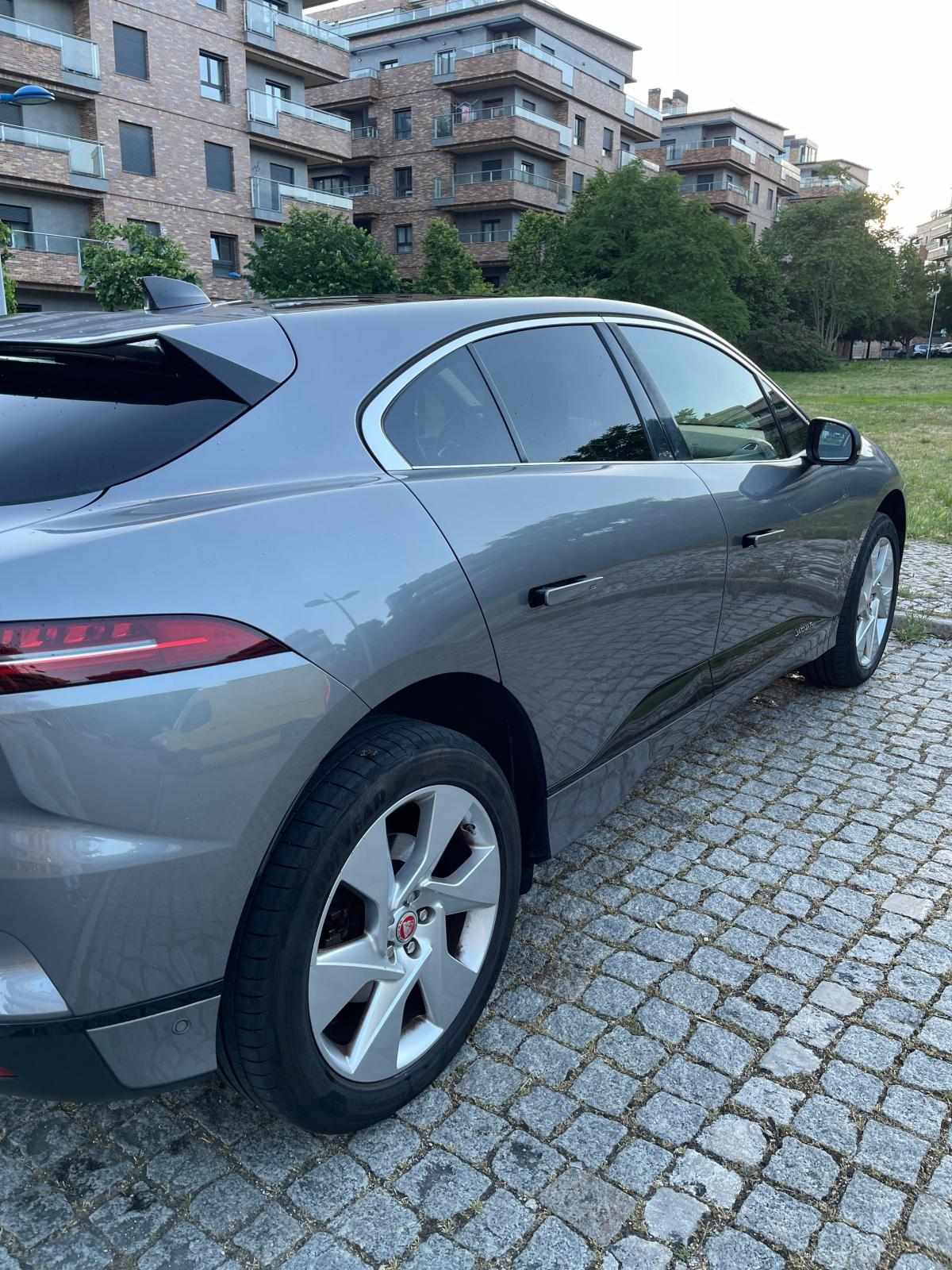 jaguar-i-pace-ev400-awd-2021-eletrico