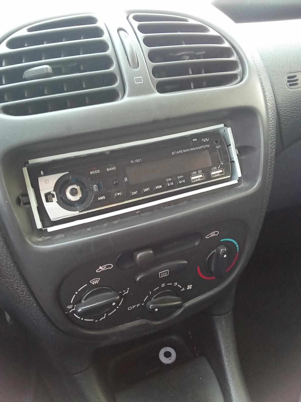 peugeot-206-1-1-2001-gasolina-1124cc