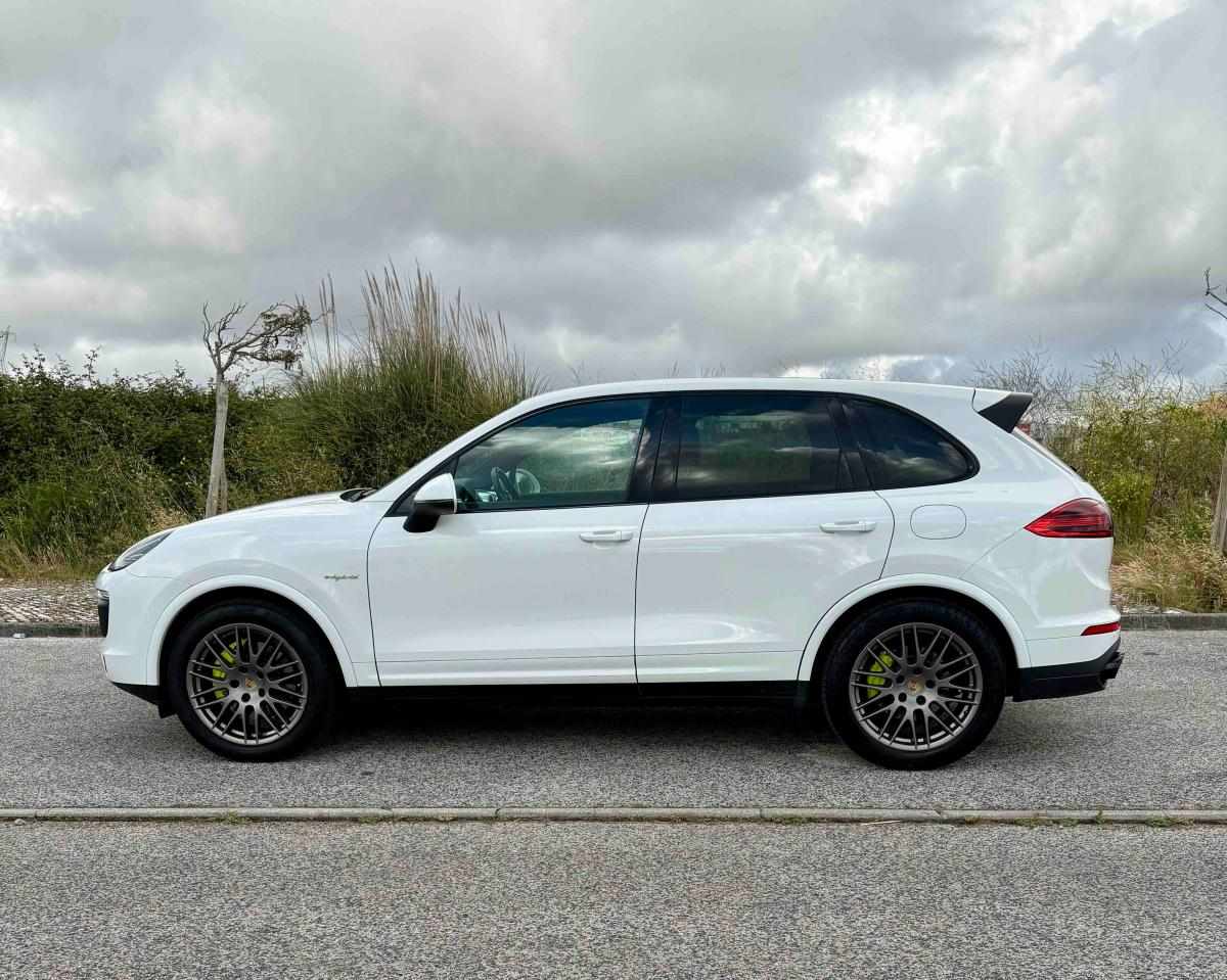 porsche-cayenne-s-3-0-v6-e-hybrid-2017-gasolina-2995cc