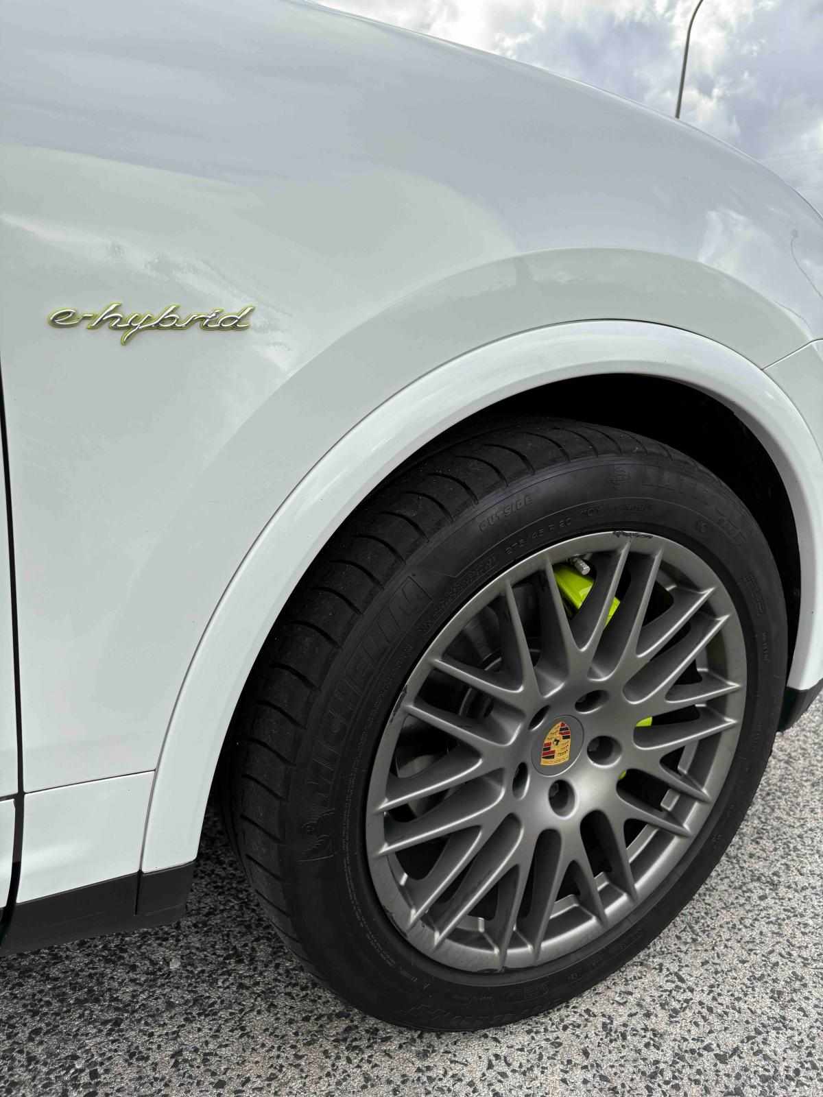 porsche-cayenne-s-3-0-v6-e-hybrid-2017-gasolina-2995cc