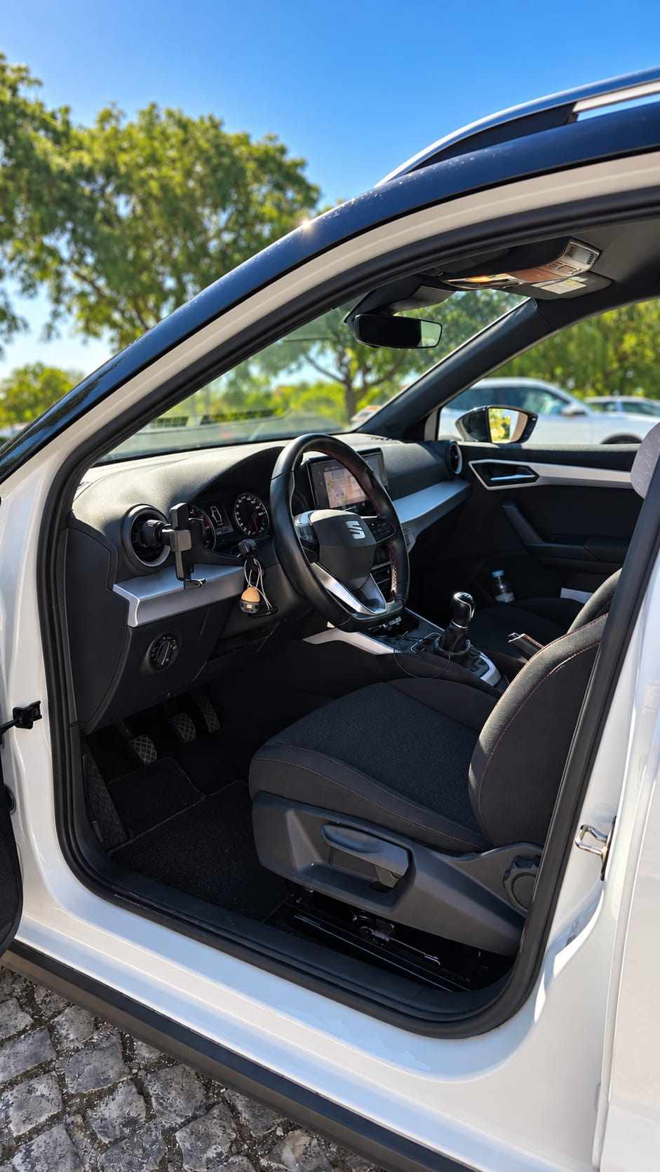 seat-arona-1-0-tsi-2021-gasolina-999cc