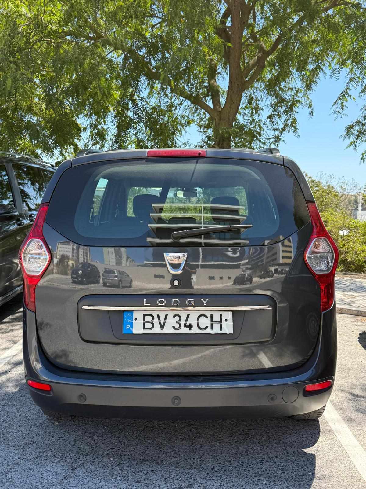 dacia-lodgy-1-5-116cv-2021-diesel-1461cc