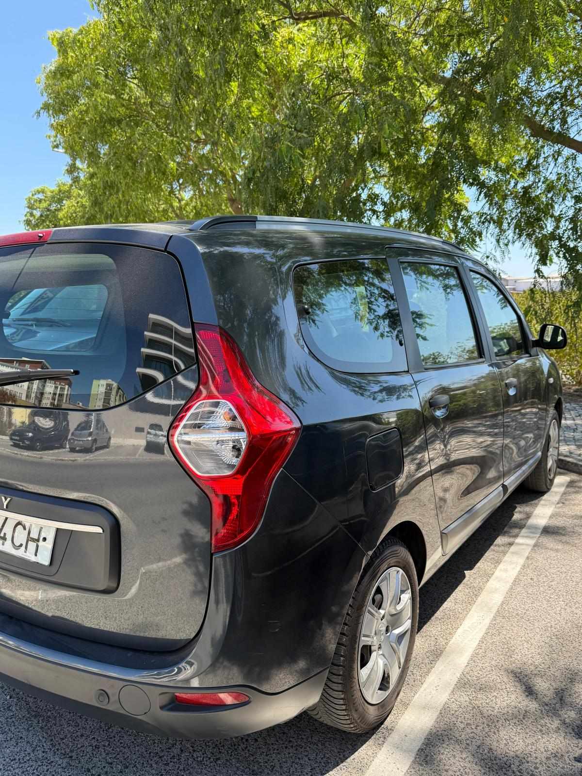 dacia-lodgy-1-5-116cv-2021-diesel-1461cc
