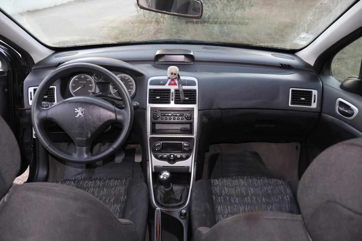 peugeot-307-1-4-hdi-2002-diesel-1398cc
