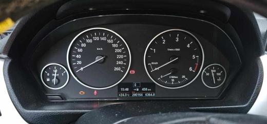 bmw-serie-3-318d-2012-diesel-1995cc