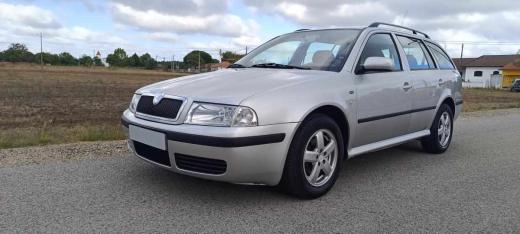 skoda-octavia-1-6-mpi-2002-gasolina-1595cc