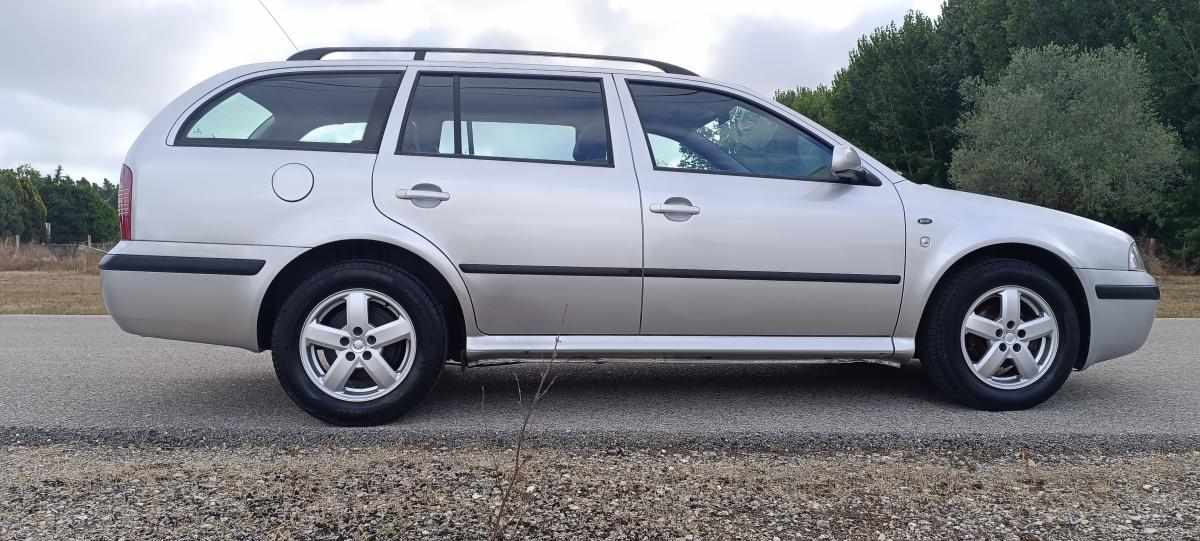 skoda-octavia-1-6-mpi-2002-gasolina-1595cc