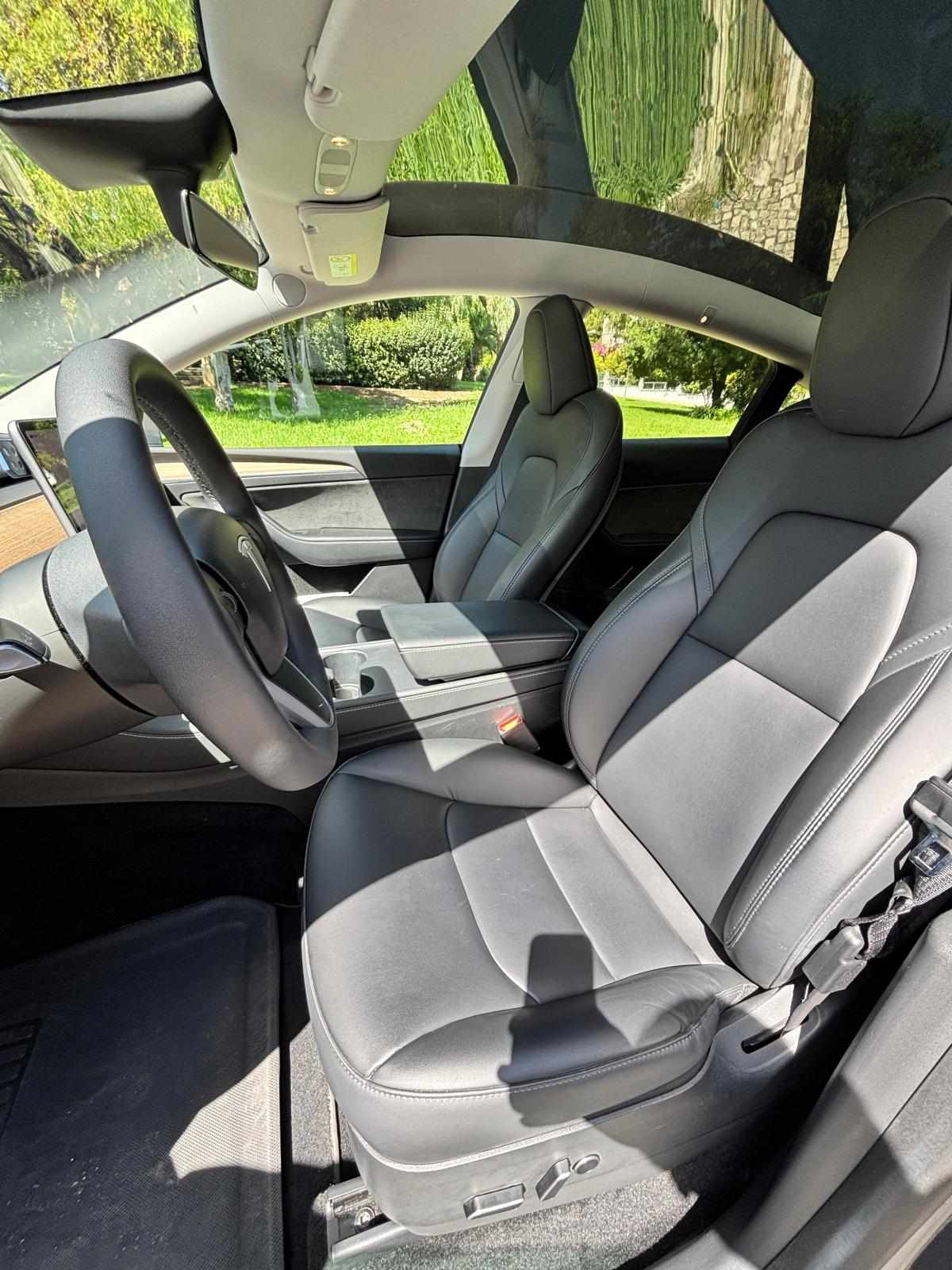 tesla-model-y-standard-range-rwd-2023-eletrico