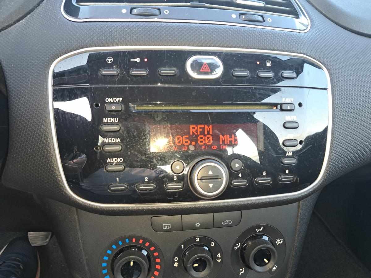 fiat-punto-1-4-2013-gasolina-1368cc