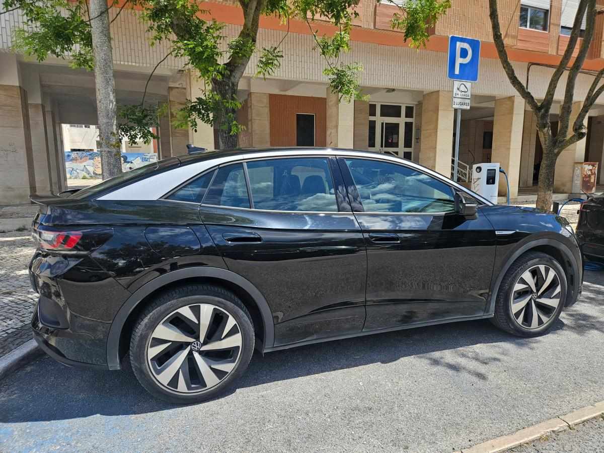 volkswagen-id-5-1-geracao-2022-eletrico