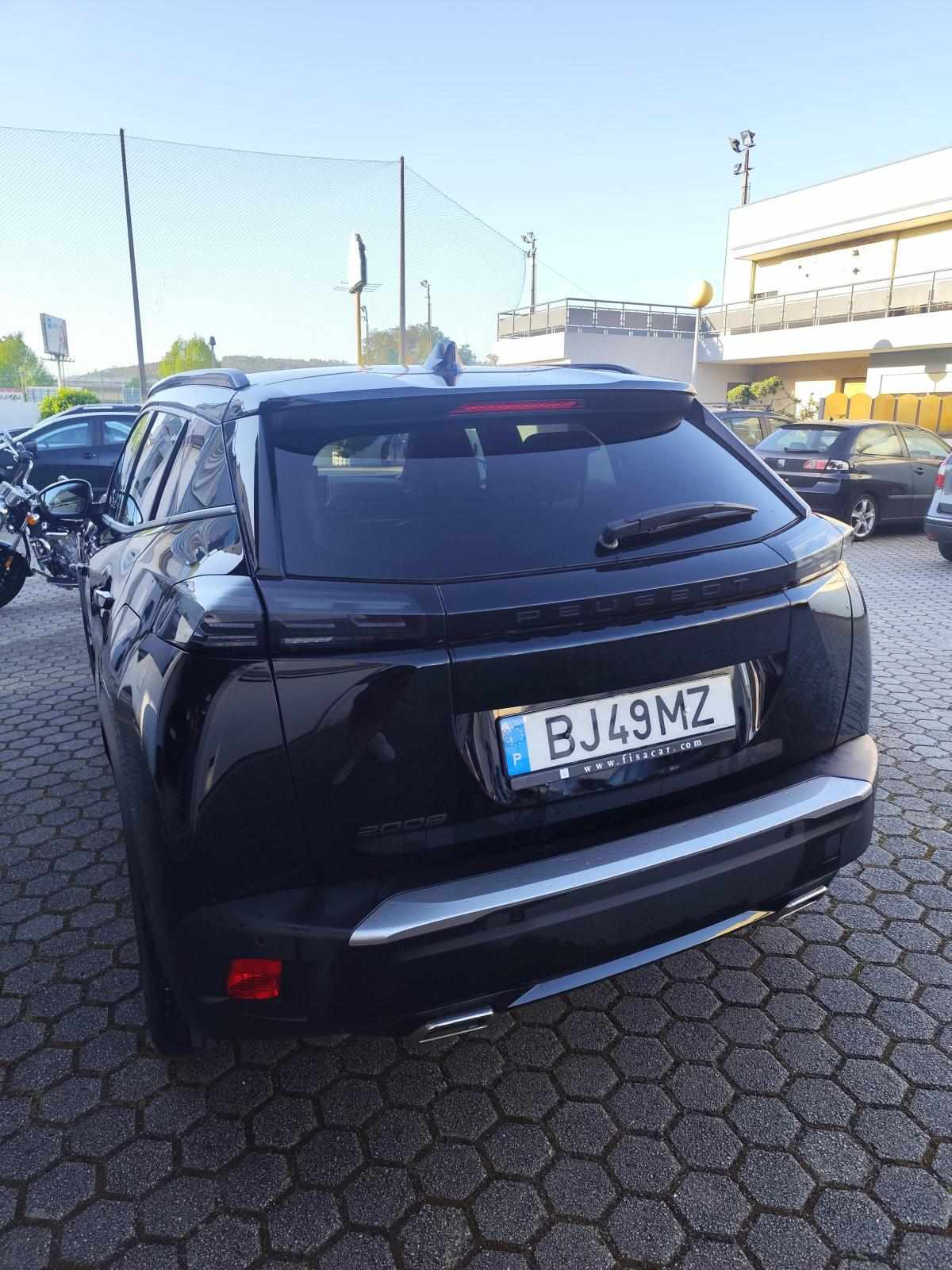 peugeot-2008-1-2-puretech-2024-gasolina-1199cc