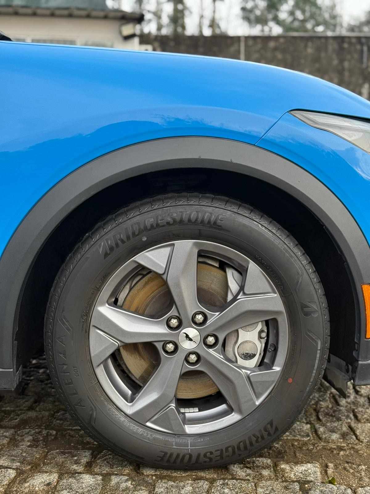 ford-mustang-mach-e-long-range-2023-eletrico