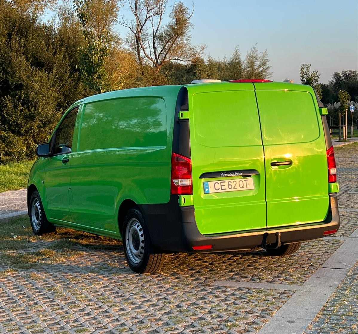 mercedes-benz-vito-1-8-136cv-2020-diesel-1750cc