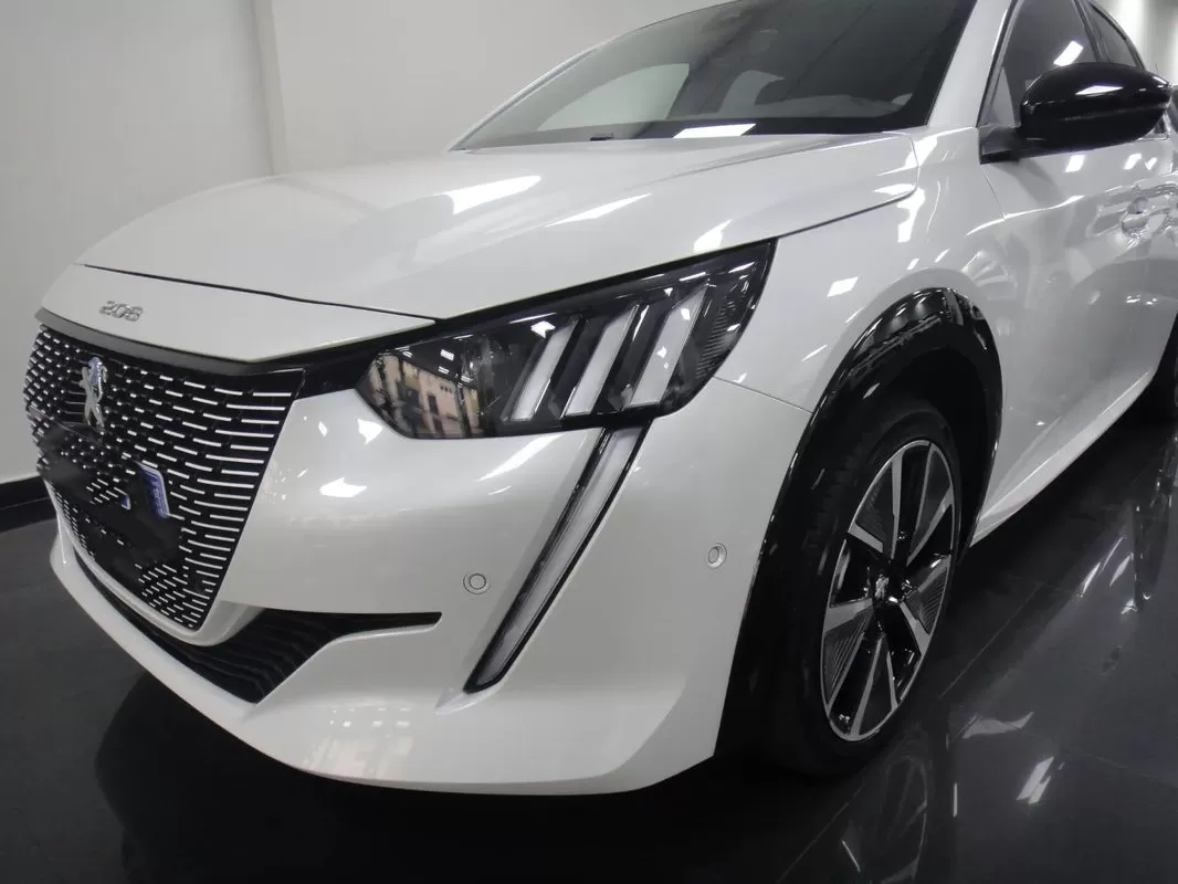 peugeot-e-208-ev-50-kwh-2021-eletrico