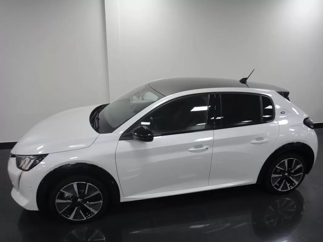 peugeot-e-208-ev-50-kwh-2021-eletrico