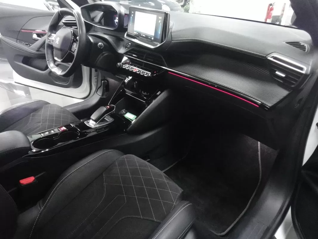 peugeot-e-208-ev-50-kwh-2021-eletrico