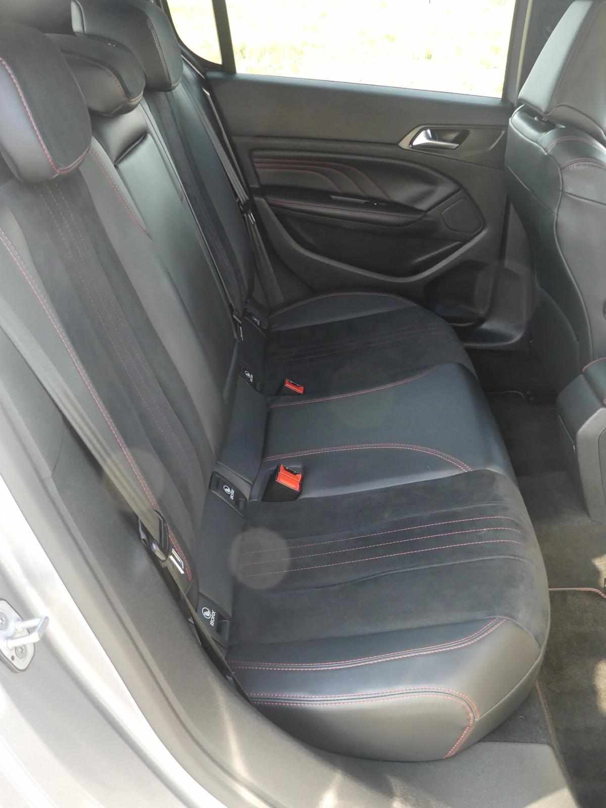 peugeot-308-2-0-hdi-fap-2015-diesel-1997cc