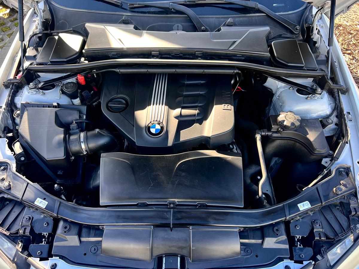 bmw-serie-3-320d-2010-diesel-1995cc