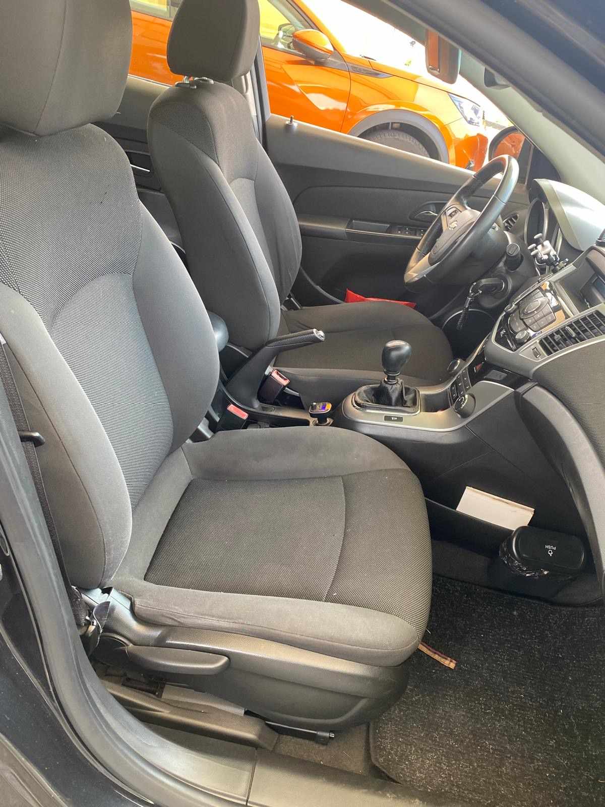 chevrolet-cruze-1-6-2012-gasolina-1598cc