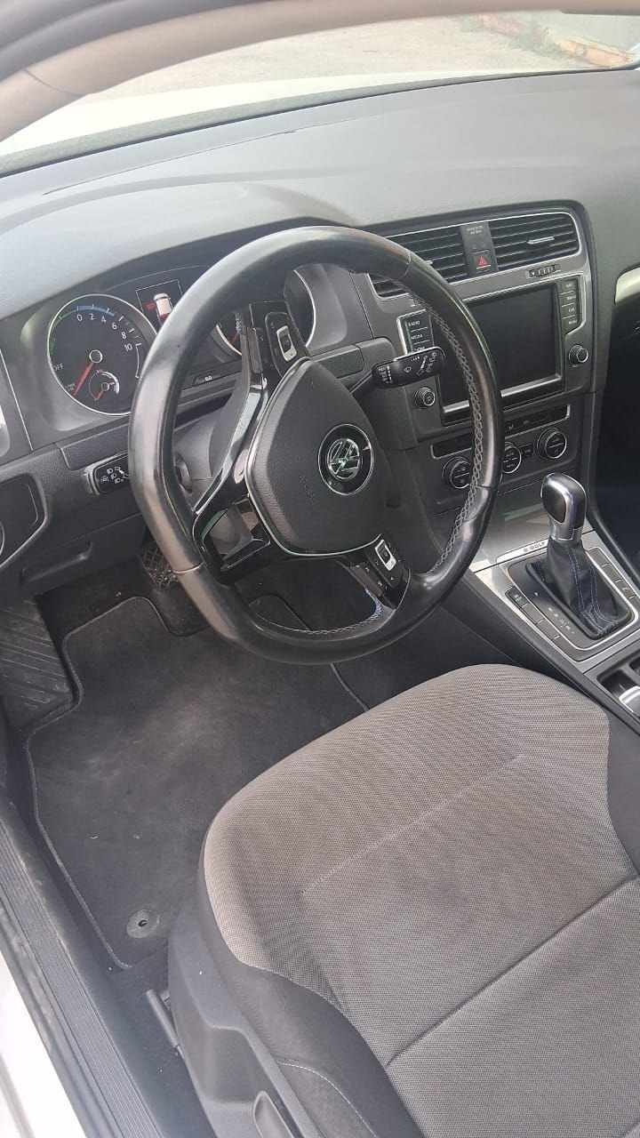 volkswagen-golf-24-2-kwh-2015-eletrico