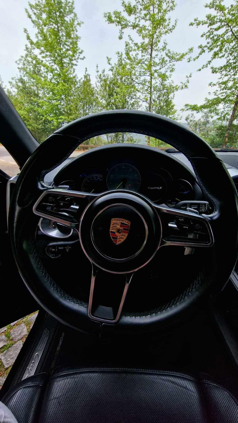 porsche-cayenne-s-3-0-v6-e-hybrid-2015-gasolina-2995cc