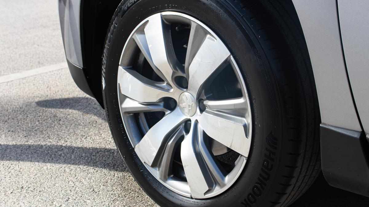 peugeot-2008-1-2-e-thp-2015-gasolina-1198cc