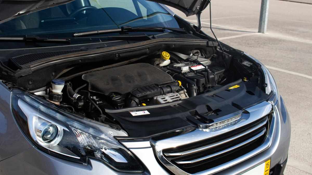 peugeot-2008-1-2-e-thp-2015-gasolina-1198cc