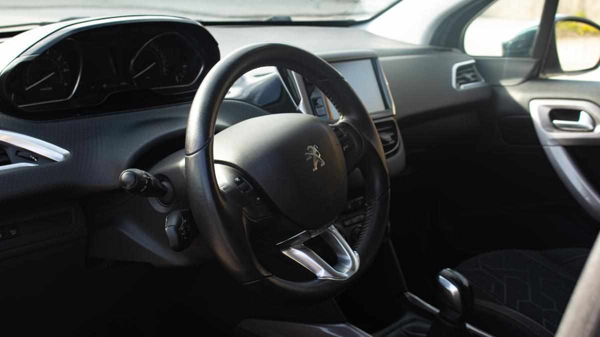peugeot-2008-1-2-e-thp-2015-gasolina-1198cc
