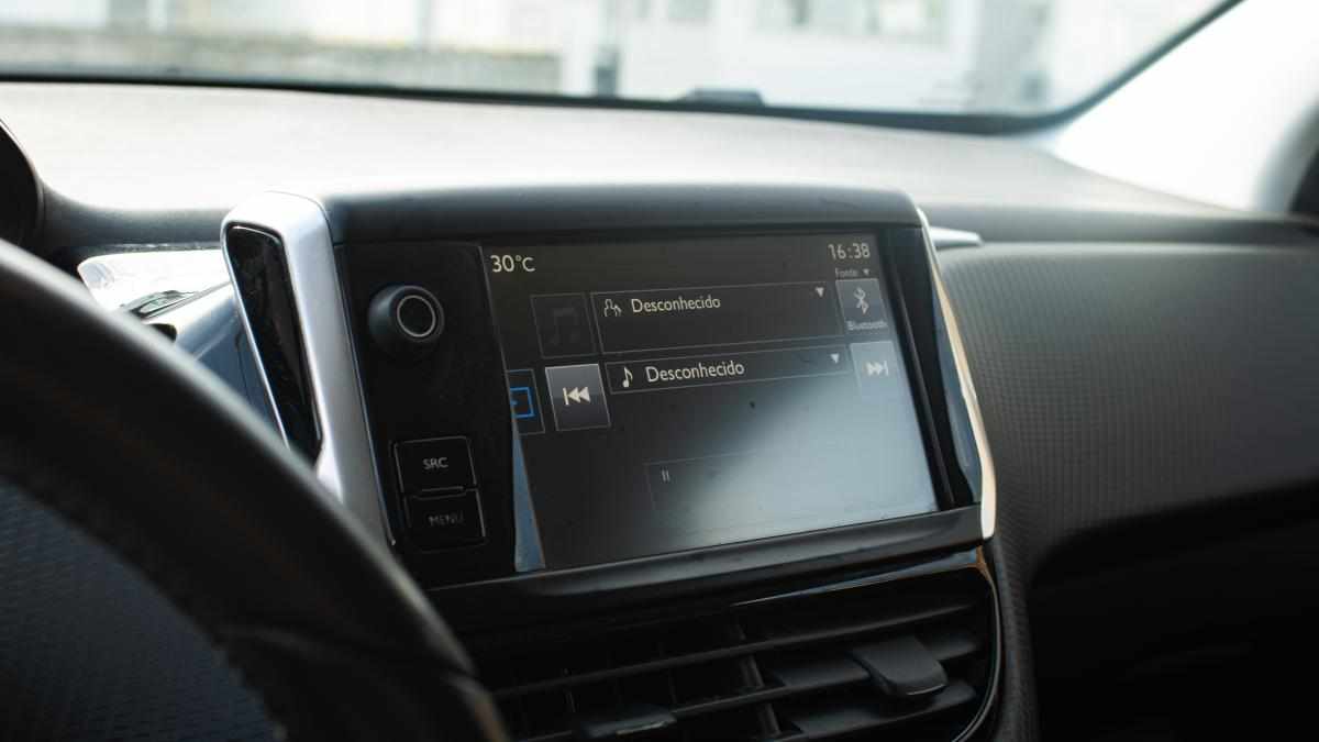 peugeot-2008-1-2-e-thp-2015-gasolina-1198cc
