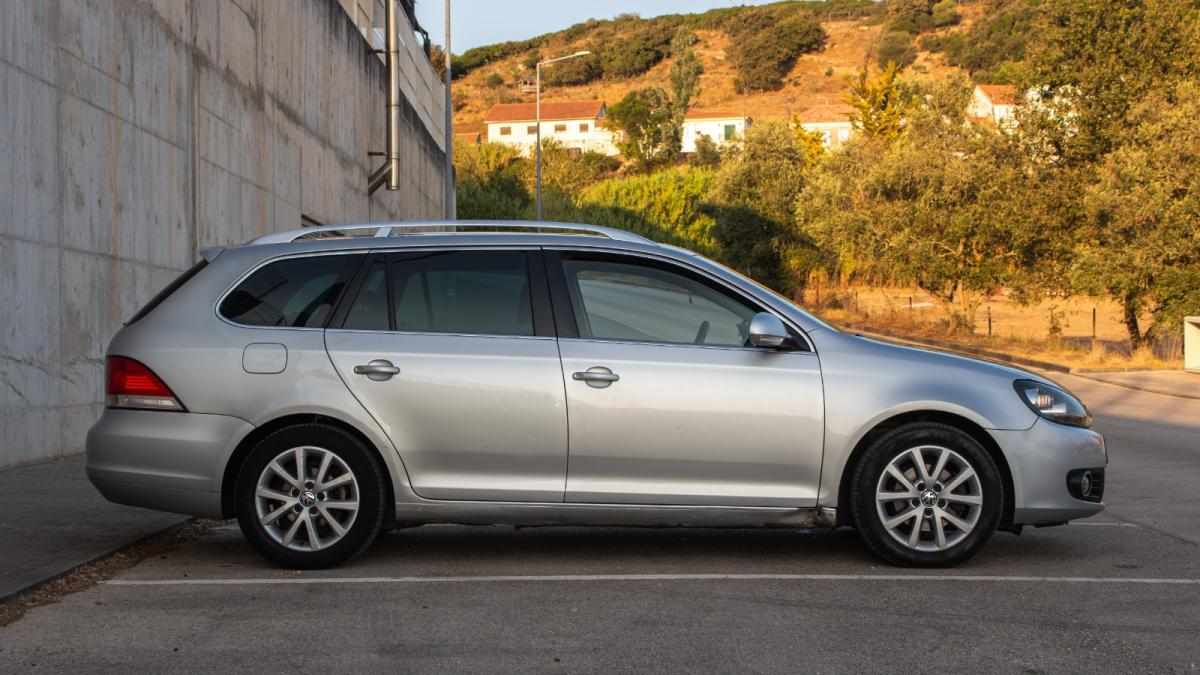 volkswagen-golf-1-6-tdi-2010-diesel-1598cc