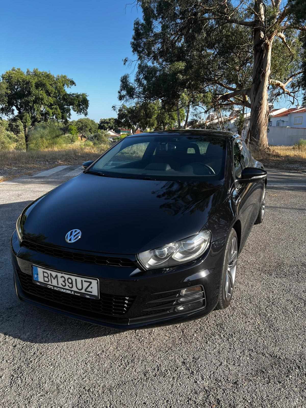 volkswagen-scirocco-2-0-tdi-2017-diesel-1968cc