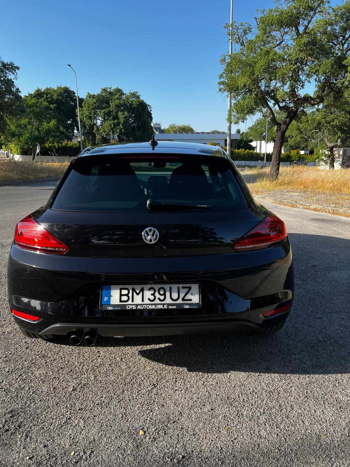 volkswagen-scirocco-2-0-tdi-2017-diesel-1968cc