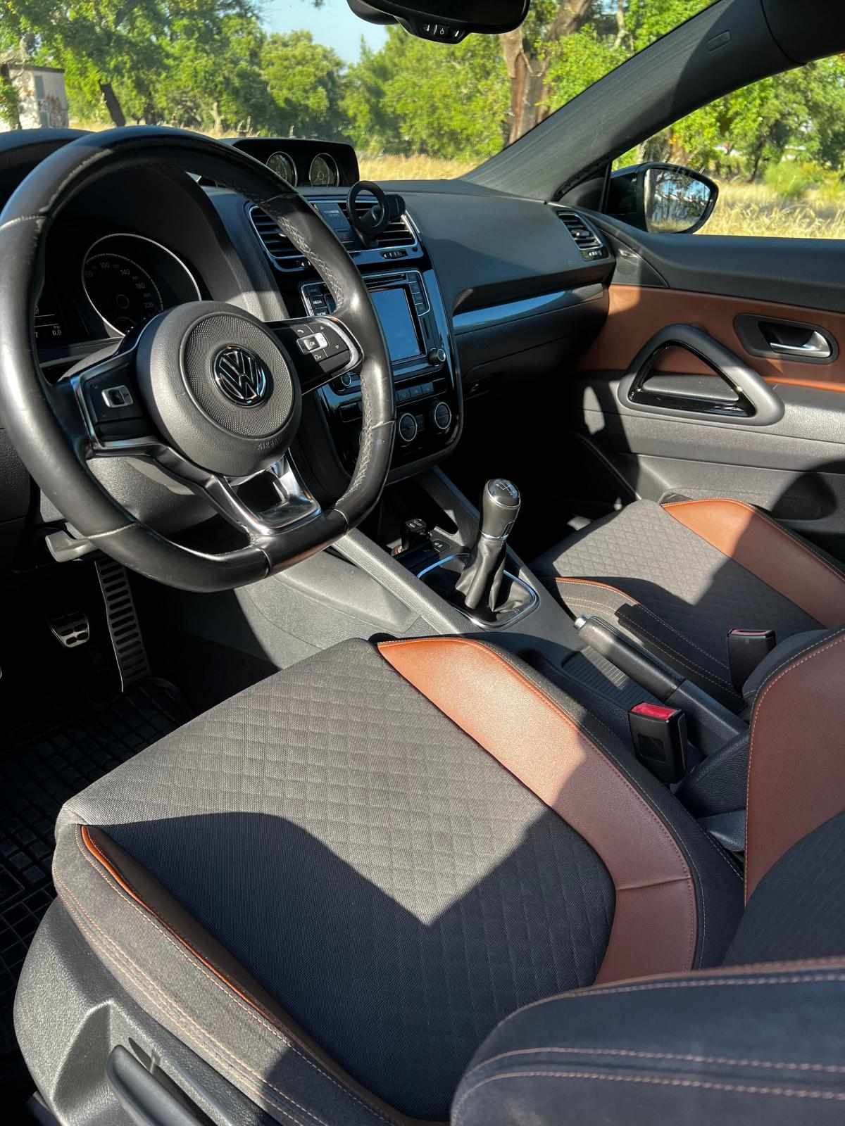 volkswagen-scirocco-2-0-tdi-2017-diesel-1968cc