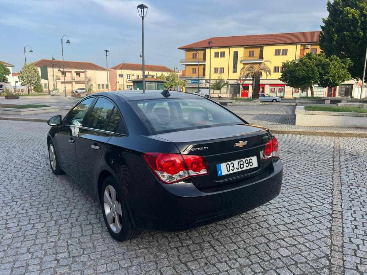 chevrolet-cruze-2-0-td-vcdi-2010-diesel-1991cc