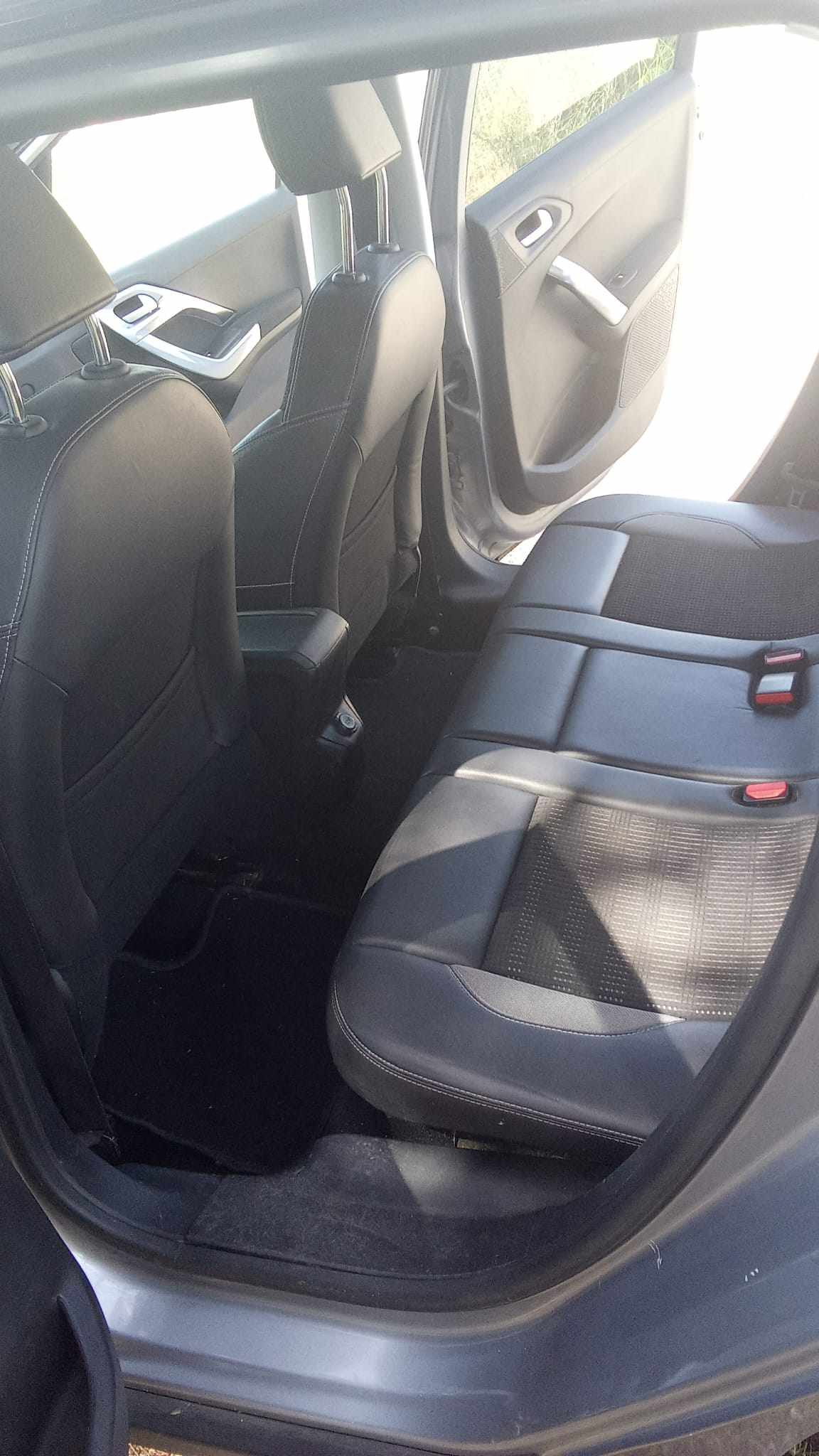 peugeot-2008-1-6-e-hdi-2014-diesel-1560cc