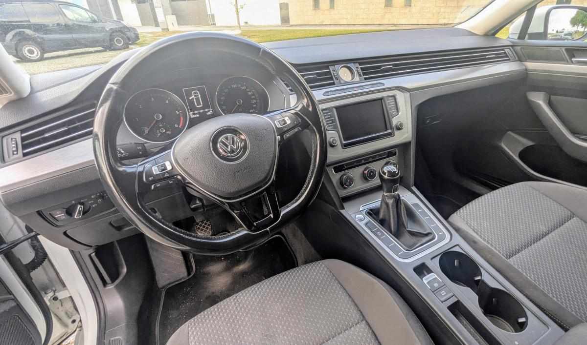 volkswagen-passat-1-6-tdi-bluemotion-2015-diesel-1598cc