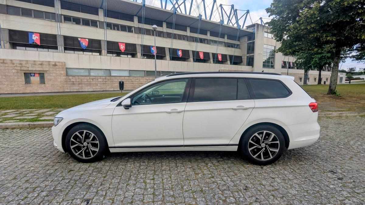 volkswagen-passat-1-6-tdi-bluemotion-2015-diesel-1598cc