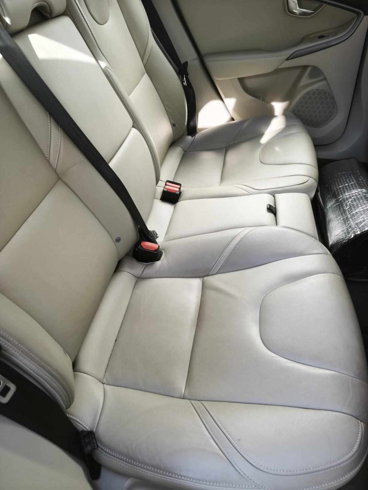 volvo-v40-1-6-d2-2015-diesel-1560cc