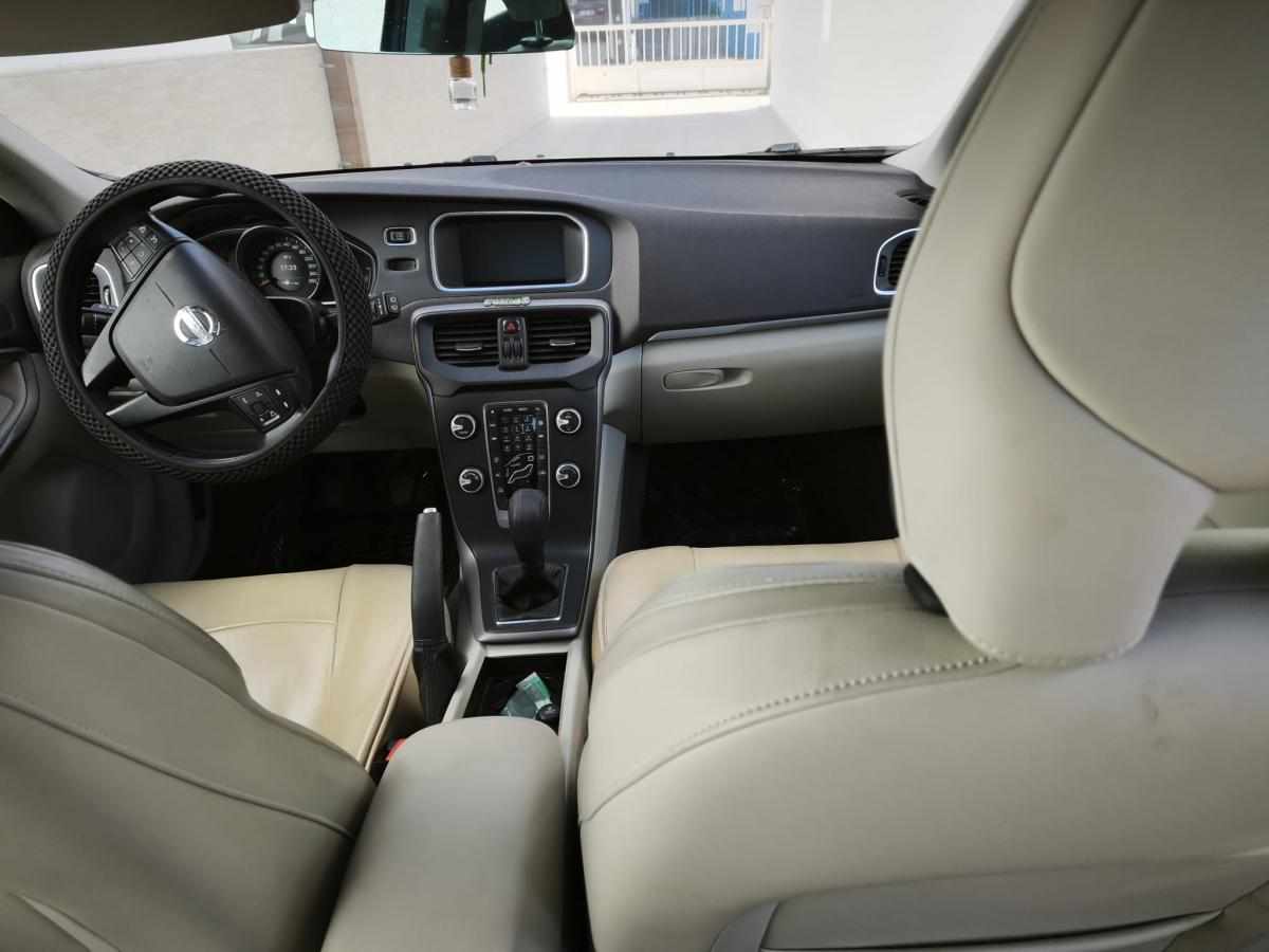 volvo-v40-1-6-d2-2015-diesel-1560cc
