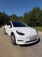tesla-model-y-standard-range-rwd-2022-eletrico