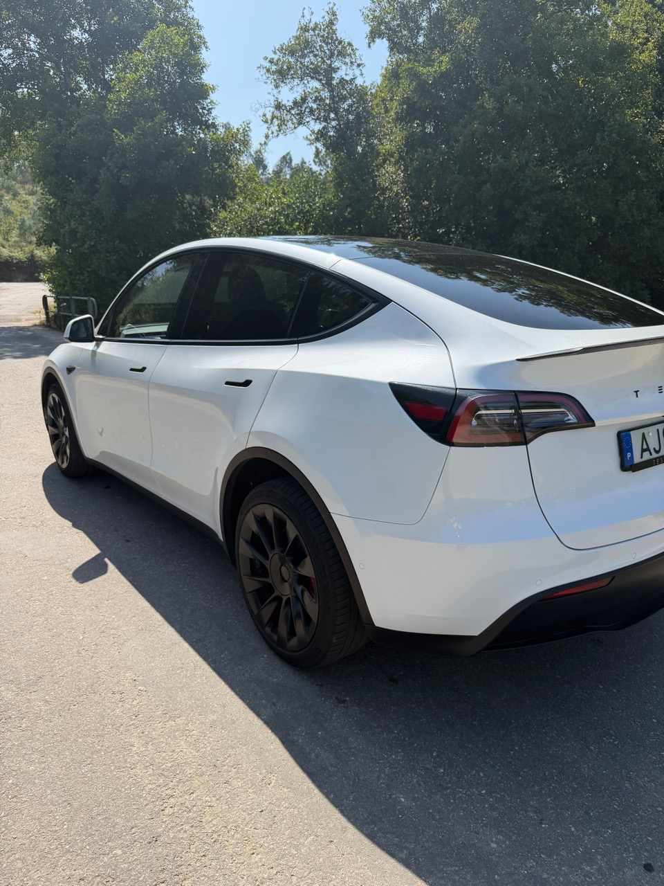 tesla-model-y-long-range-awd-2021-eletrico