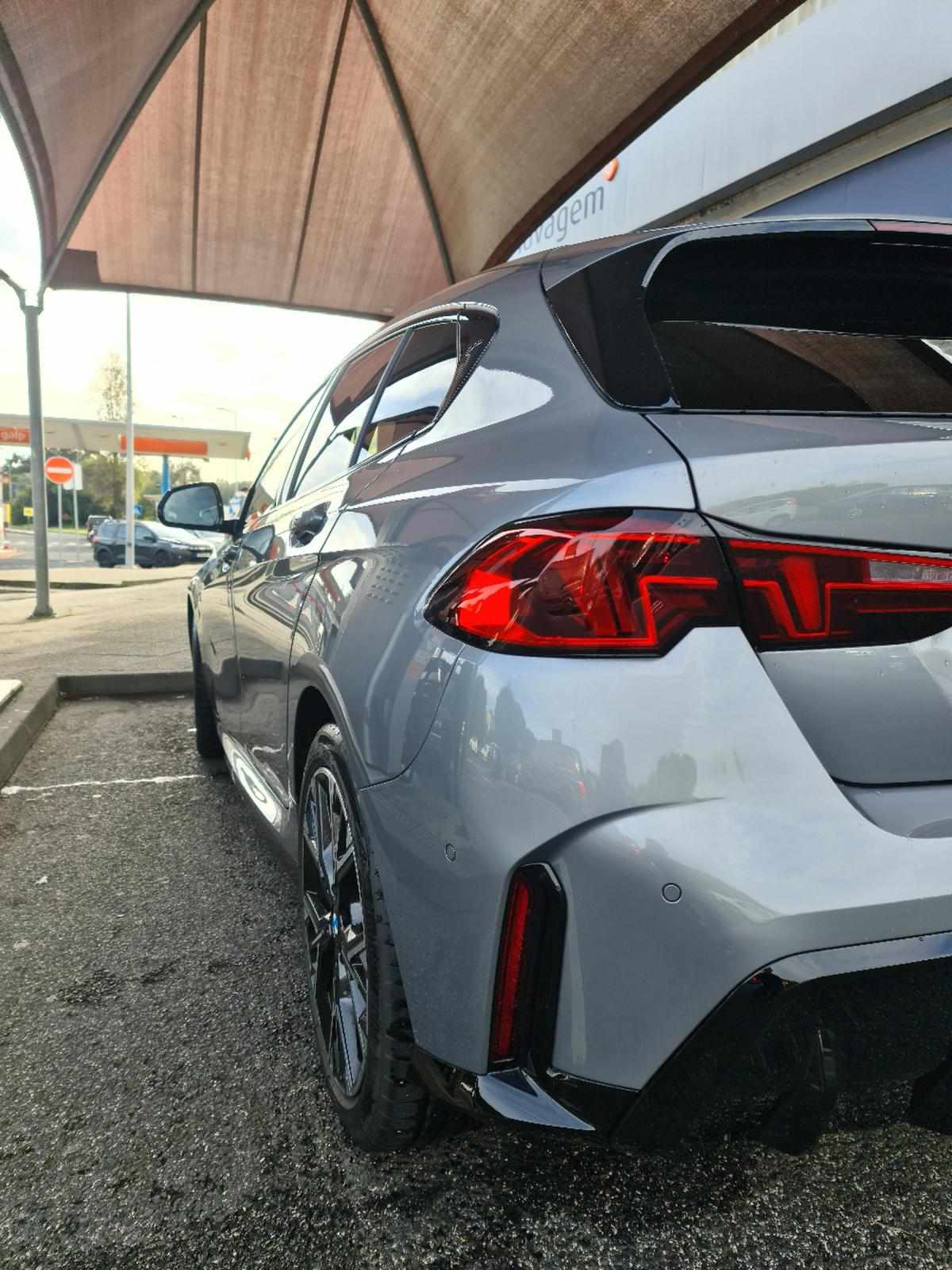 bmw-serie-1-118i-2025-gasolina-1499cc