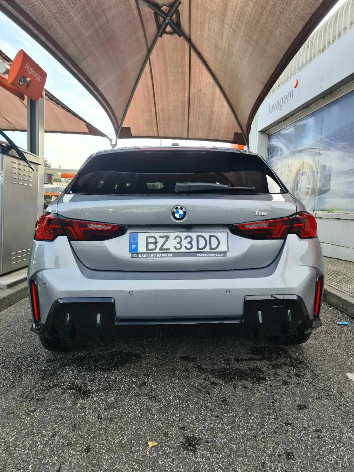 bmw-serie-1-118i-2025-gasolina-1499cc