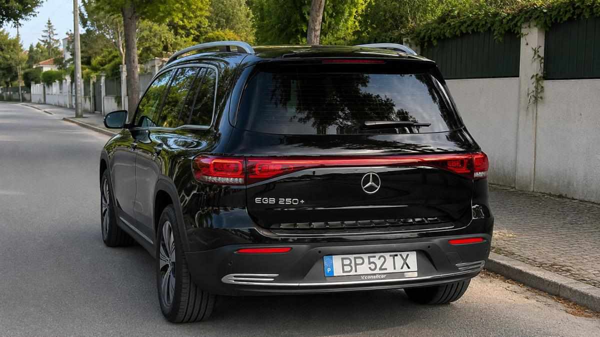 mercedes-benz-eqb-250-2023-eletrico