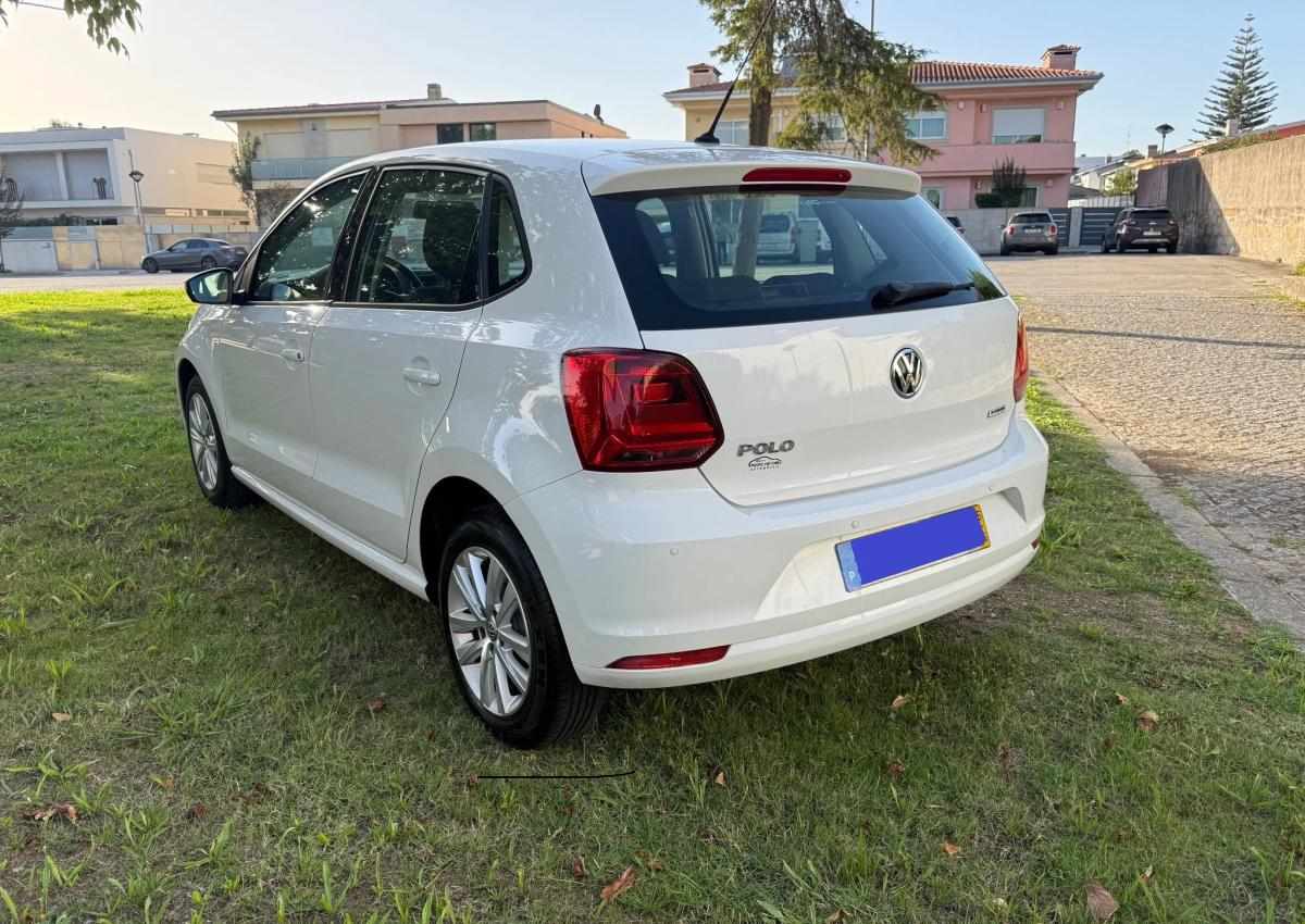 volkswagen-polo-1-0-2015-gasolina-999cc