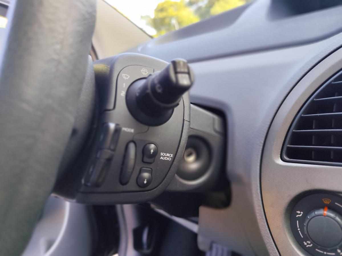 renault-modus-1-2-2010-gasolina-1149cc
